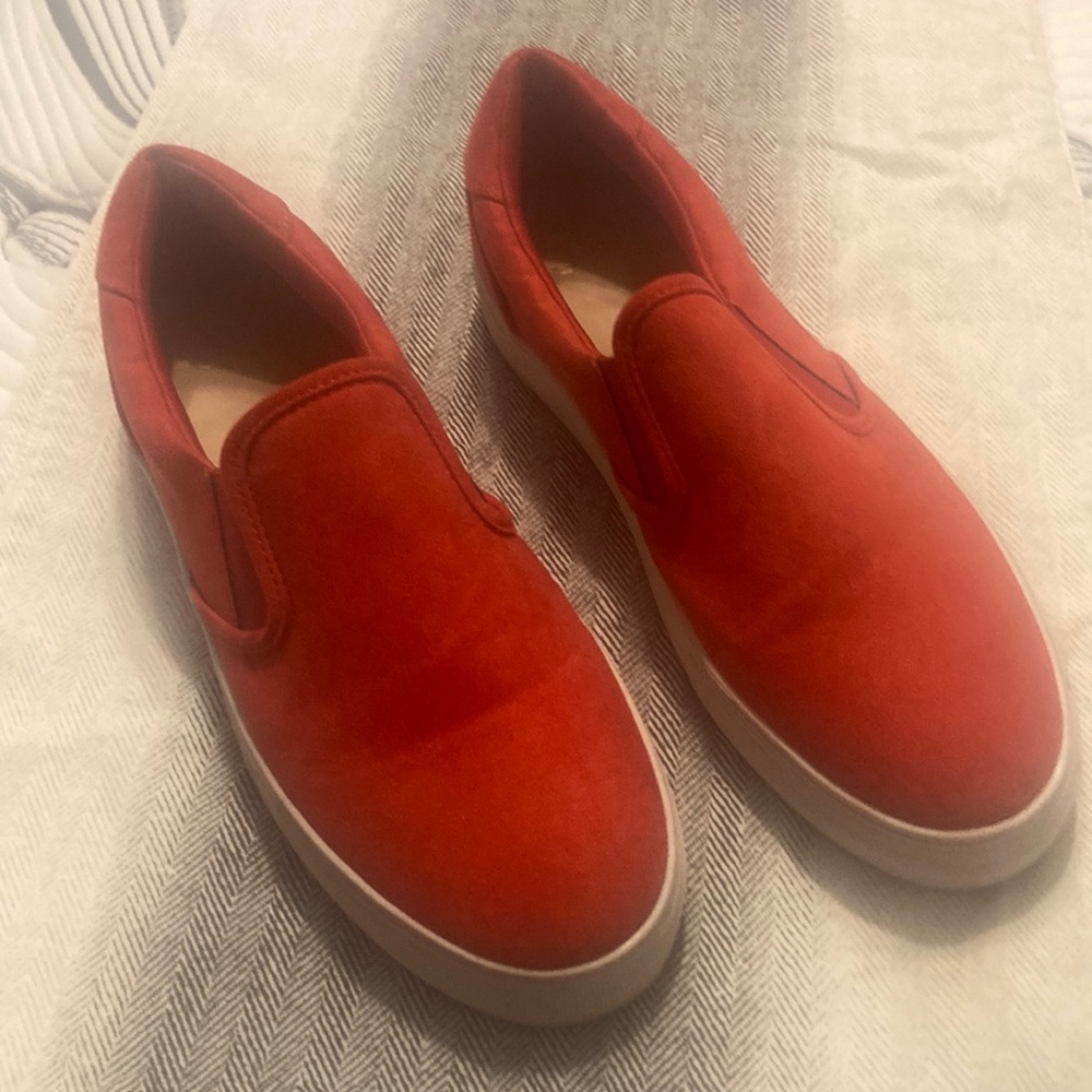 JustFab Red Slip on Platform Sneakers. Size 10.
